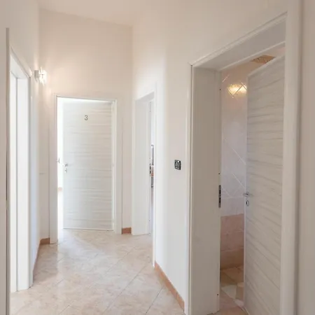 Mirella 1 - Salento Reserva... 3*